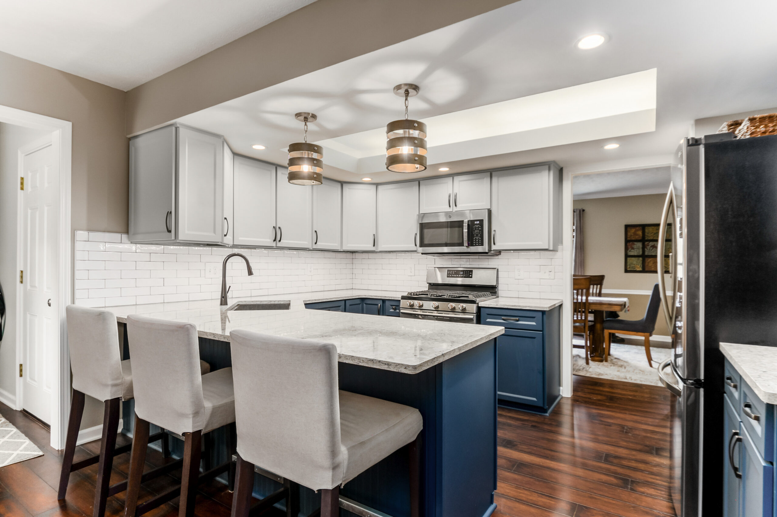 Cabinet Refacing vs. Cabinet Replacement in Central Ohio: What’s Right ...