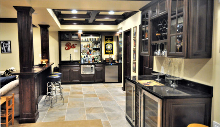 Traditional wet bar remodel