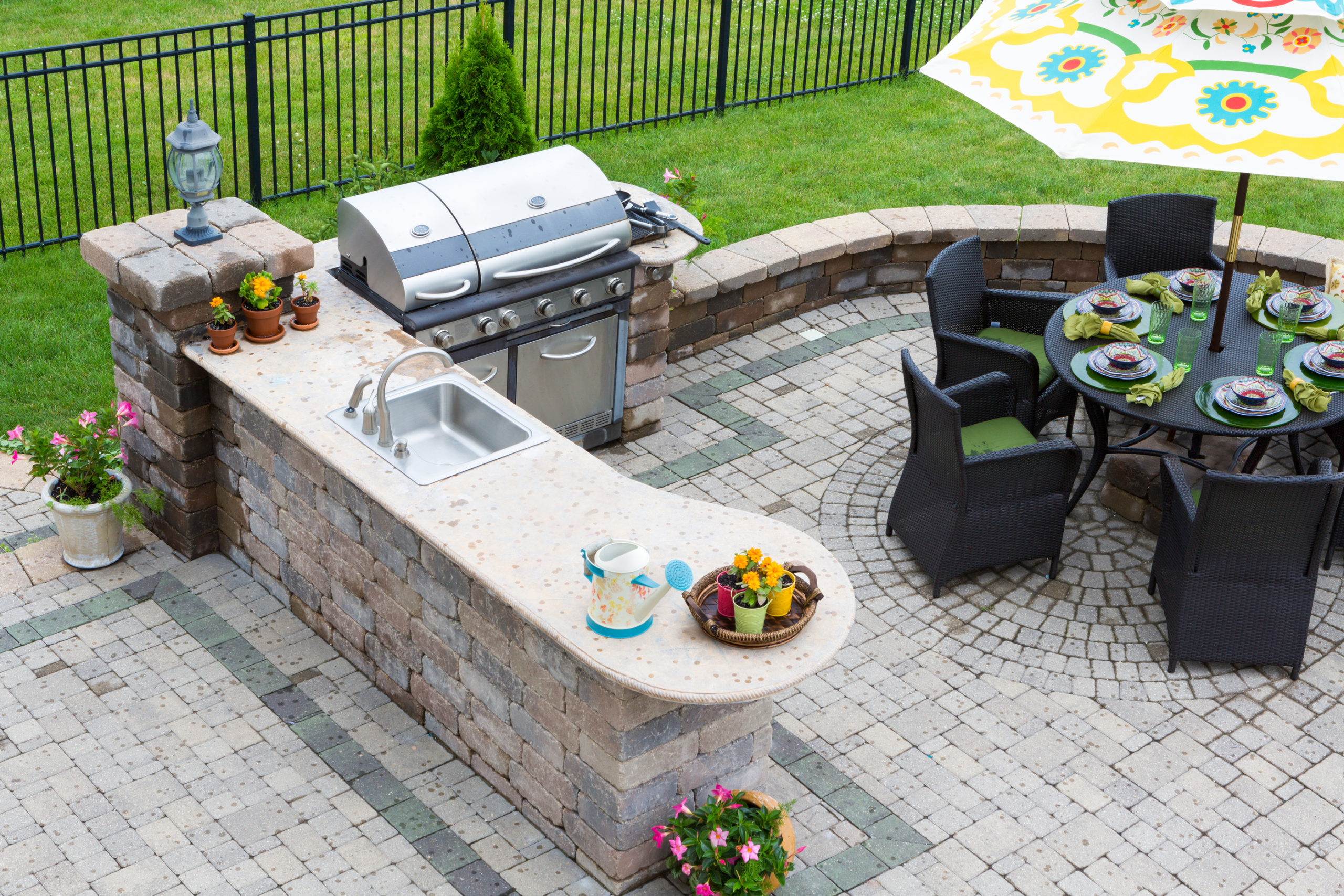 Outdoor Kitchen Countertop Details, Materials, and Ideas to Ponder