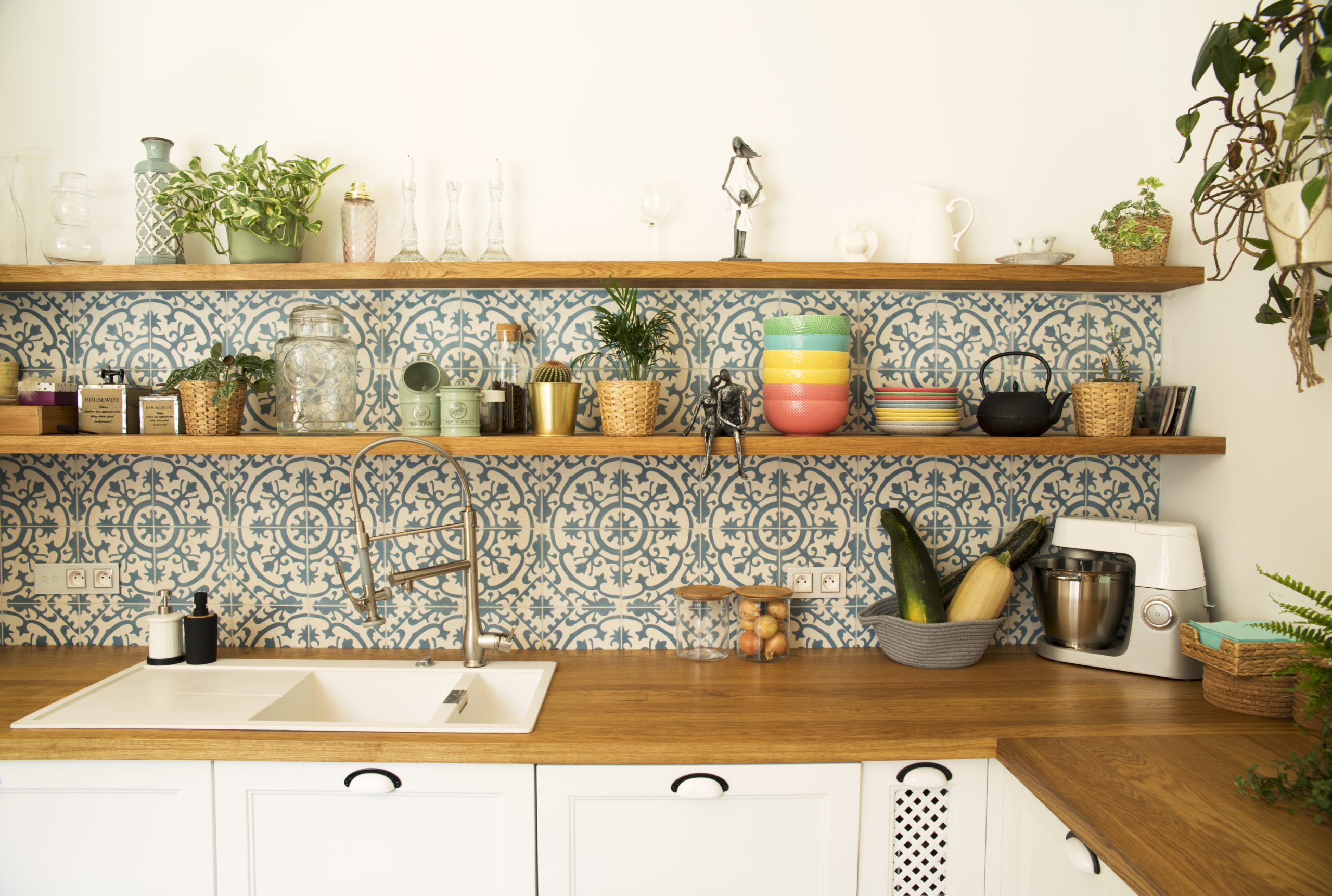 More ideas: DIY Rustic Kitchen Decor Accessories Marble Kitchen